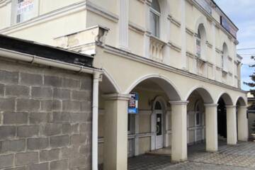 Помещение своб.назн., 174,4 м², 1/2 эт.